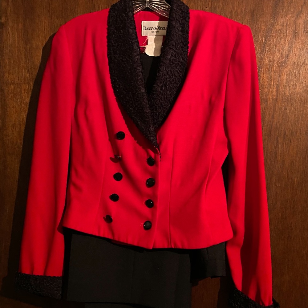 Size 13, Danny & Nicole Brand pant suit